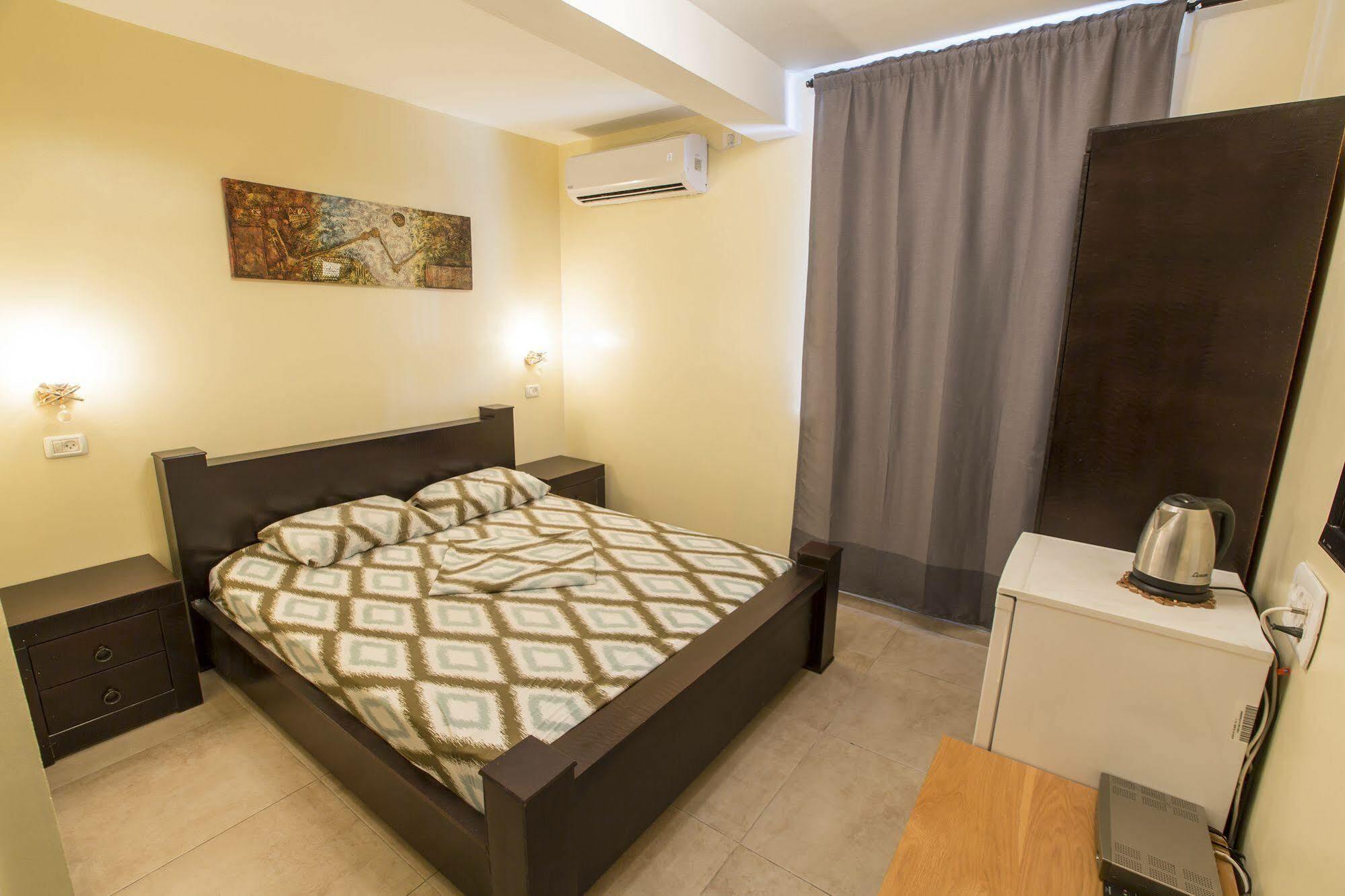Central Laguardia Hotel Tel Aviv-Jaffa Exterior foto